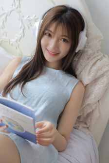 汤芳人体图片